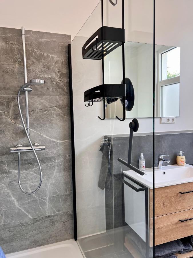 Exklusives City-Apartment Im Herzen Oldenburgs Mit Balkon Und Parkplatz A36 المظهر الخارجي الصورة