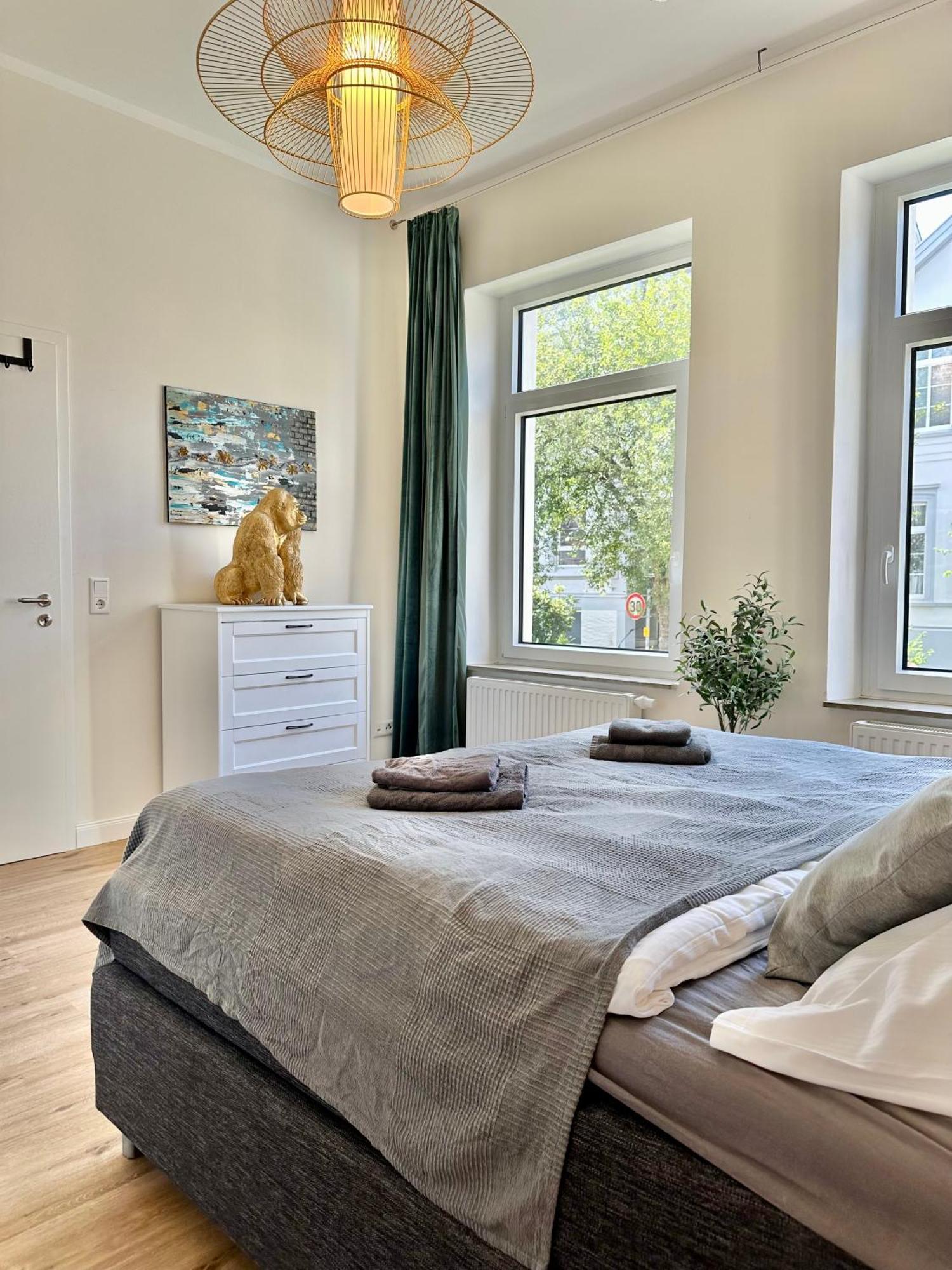Exklusives City-Apartment Im Herzen Oldenburgs Mit Balkon Und Parkplatz A36 المظهر الخارجي الصورة